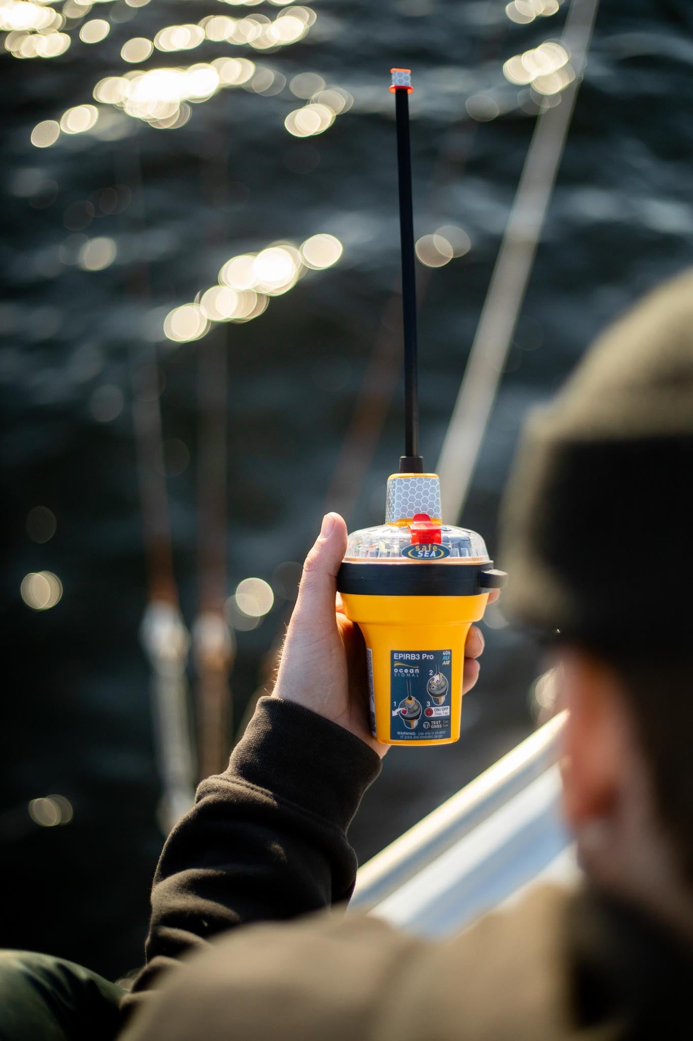 Ocean Signal safeSea EPIRB3 PRO nødpeilesender m/AIS og RLS