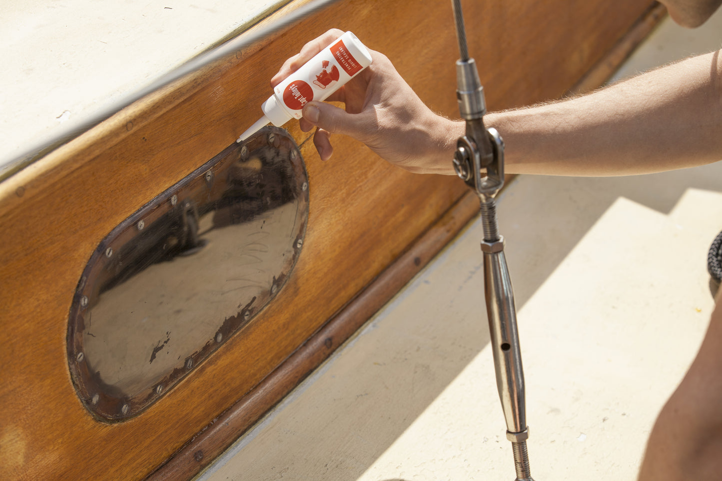 Capt. Tolley Crack Cure tetningsmiddel